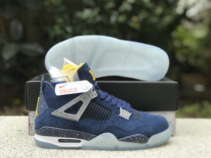 AIR JORDAN 4