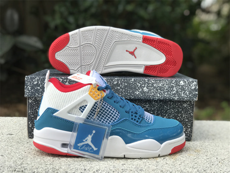 AIR JORDAN 4