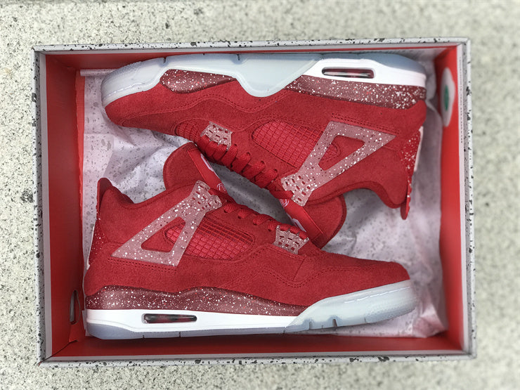 AIR JORDAN 4