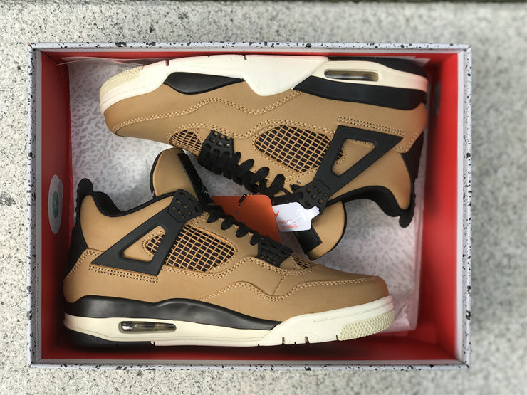 AIR JORDAN 4