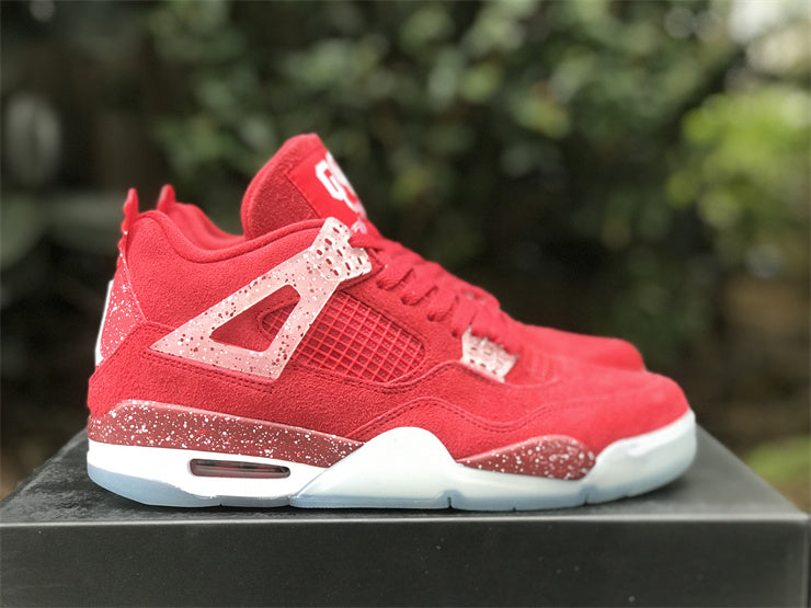 AIR JORDAN 4