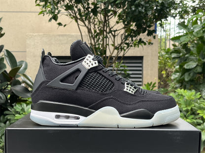 AIR JORDAN 4