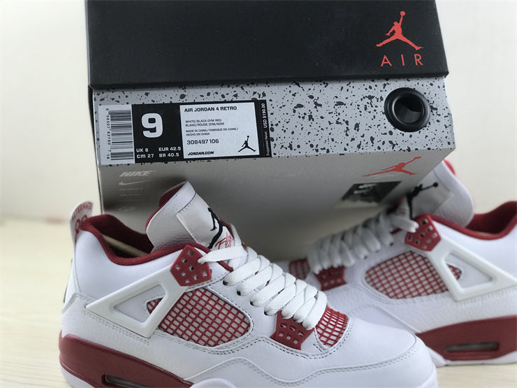 AIR JORDAN 4