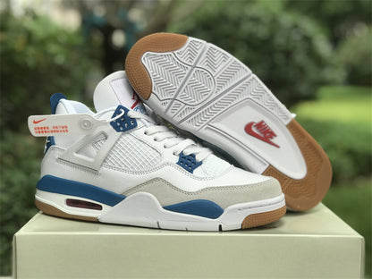 AIR JORDAN 4