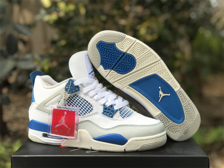 AIR JORDAN 4