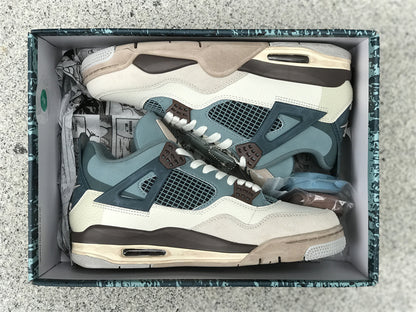 AIR JORDAN 4