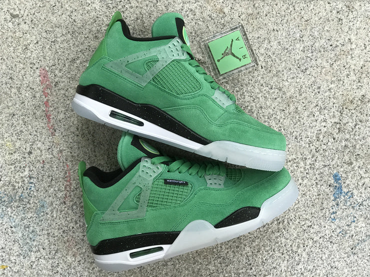 AIR JORDAN 4