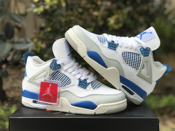 AIR JORDAN 4