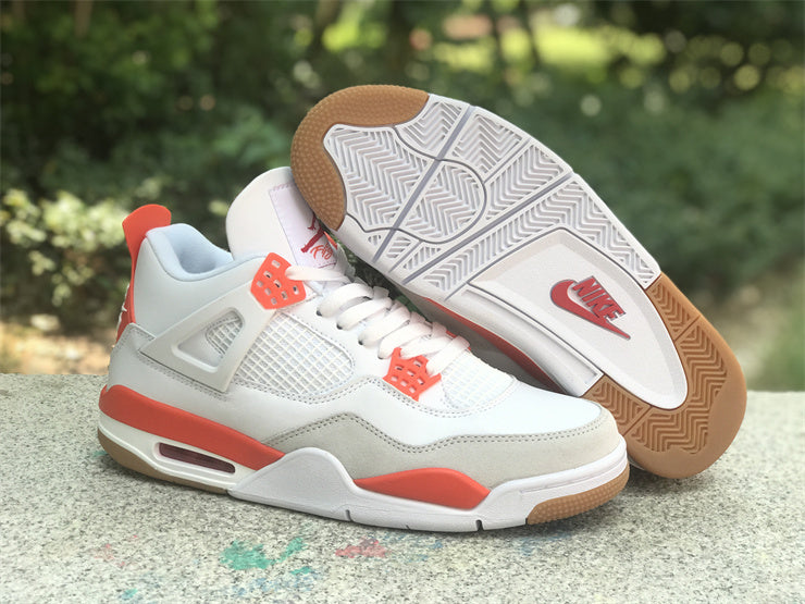 AIR JORDAN 4