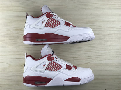 AIR JORDAN 4