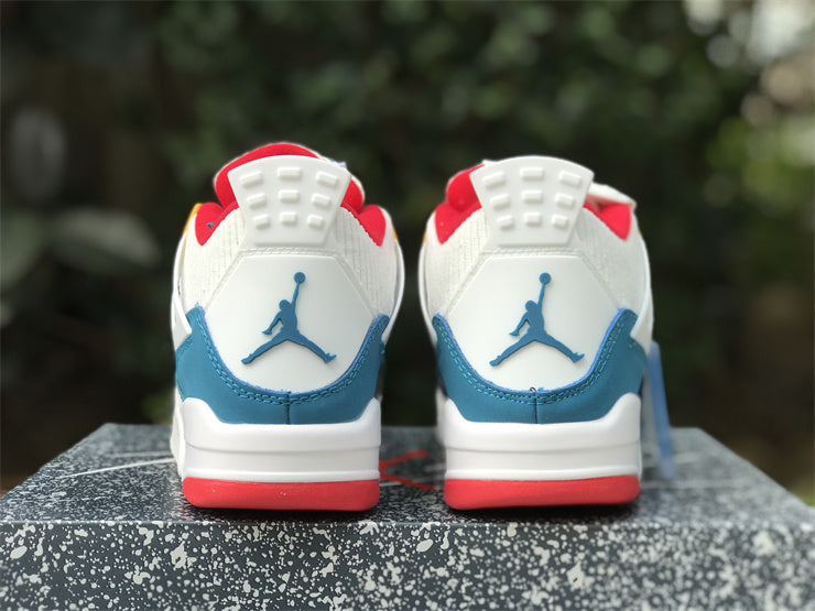 AIR JORDAN 4