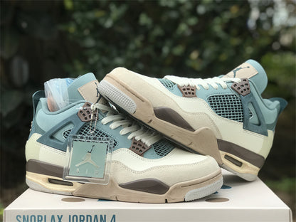 AIR JORDAN 4