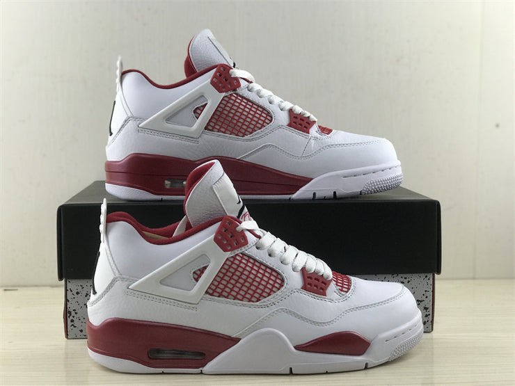 AIR JORDAN 4