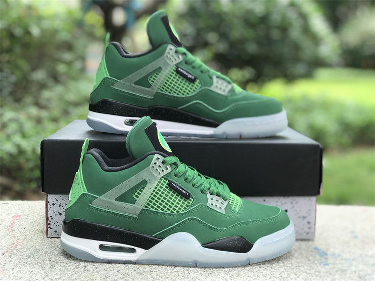 AIR JORDAN 4