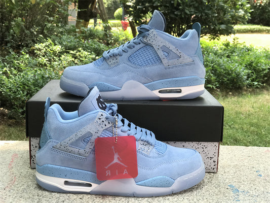 AIR JORDAN 4