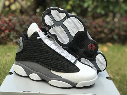 AIR JORDAN 13