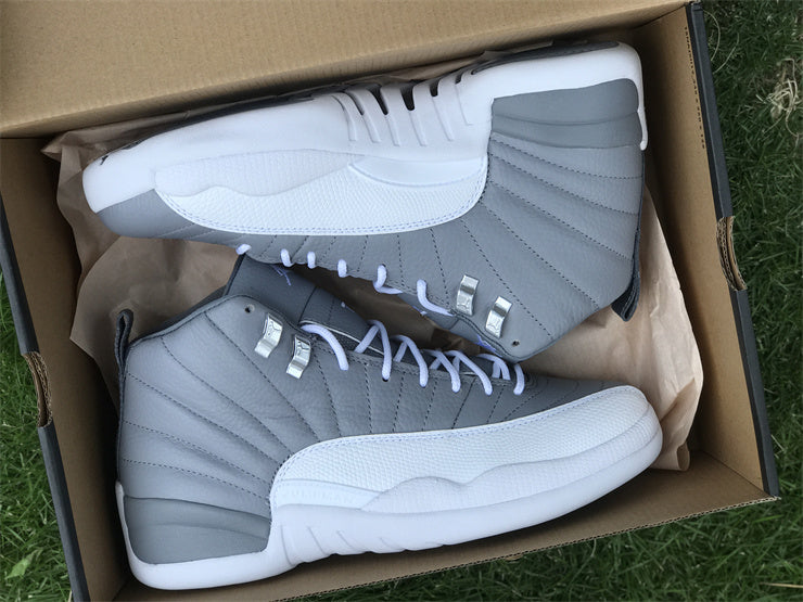 AIR JORDAN 12