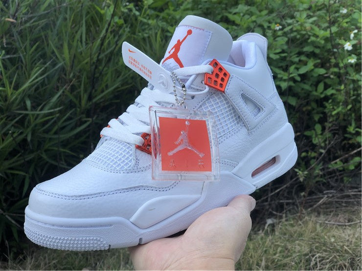 AIR JORDAN 4