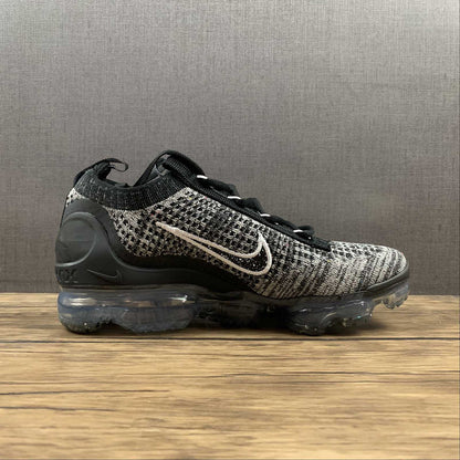 NIKE VAPOR MAX