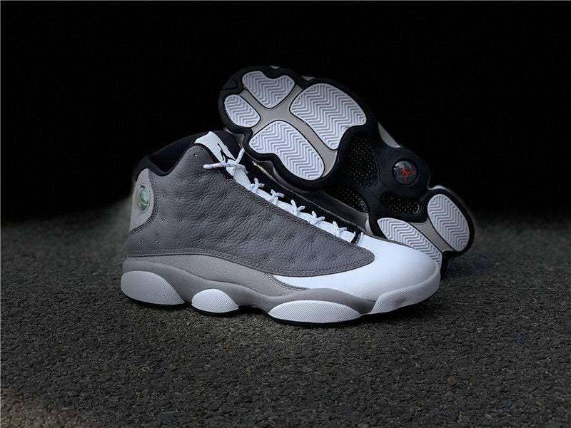 AIR JORDAN 13