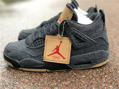 AIR JORDAN 4