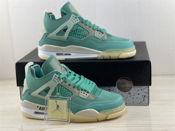 AIR JORDAN 4