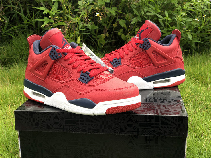 AIR JORDAN 4