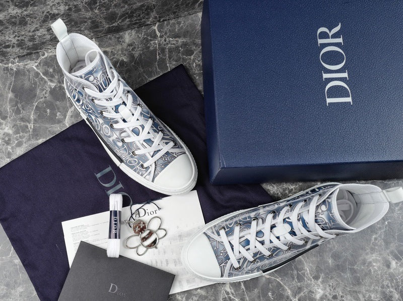 DIOR