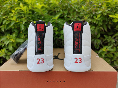 AIR JORDAN 12