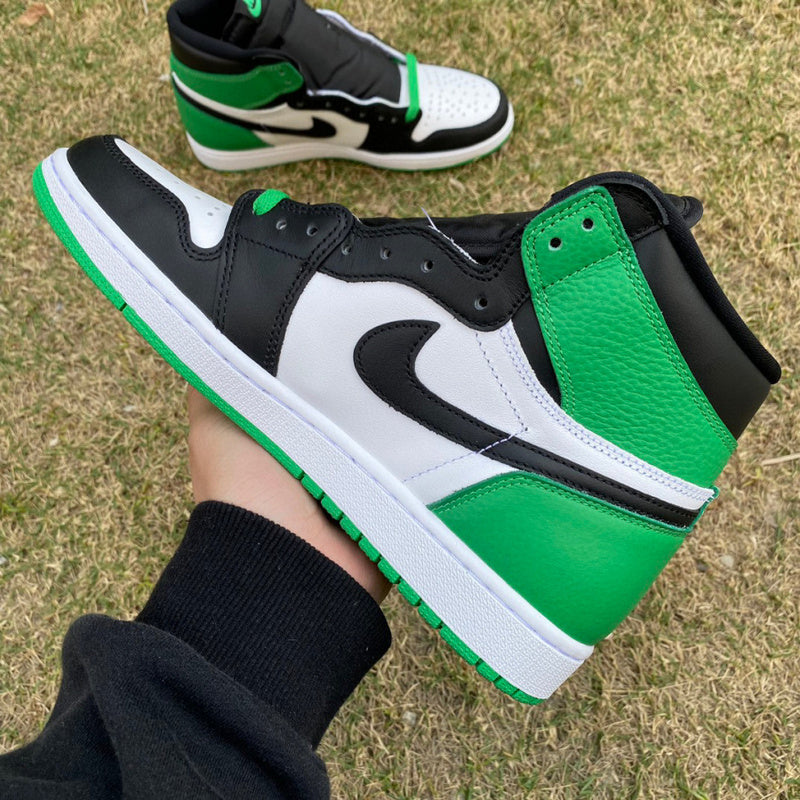 NIKE AIR JORDAN 1