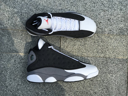 AIR JORDAN 13