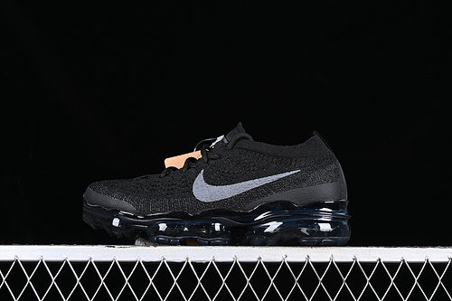 NIKE VAPOR MAX