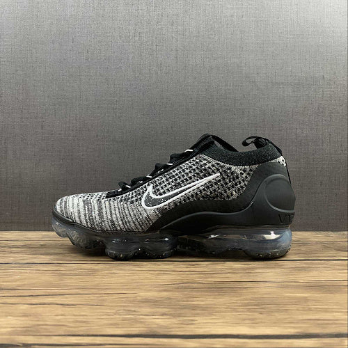 NIKE VAPOR MAX