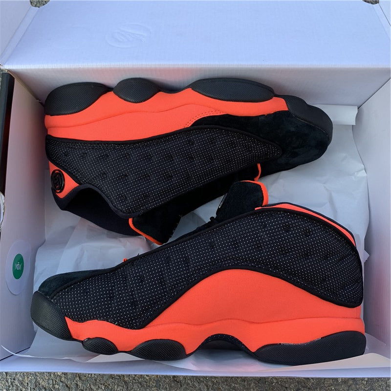 AIR JORDAN 13