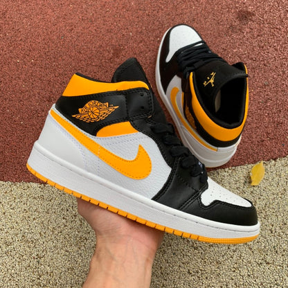 NIKE AIR JORDAN 1