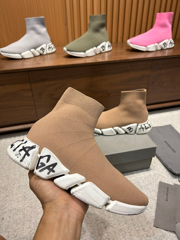 BALENCIAGA