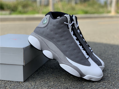 AIR JORDAN 13