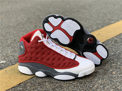 AIR JORDAN 13