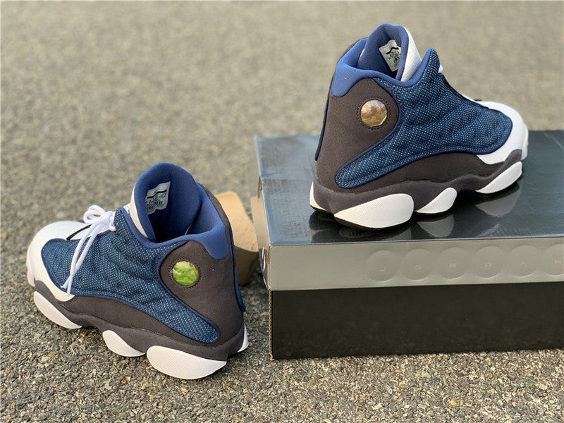 AIR JORDAN 13