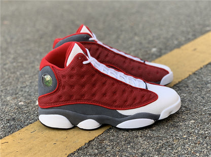 AIR JORDAN 13