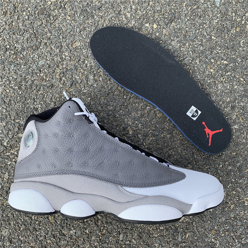 AIR JORDAN 13