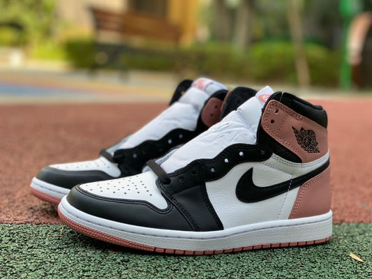 NIKE AIR JORDAN 1