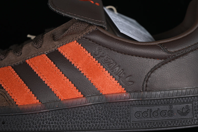 ADIDAS SPEZIAL