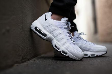 NIKE AIR MAX 95