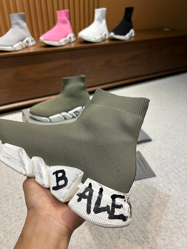 BALENCIAGA