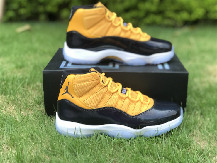 AIR JORDAN 11