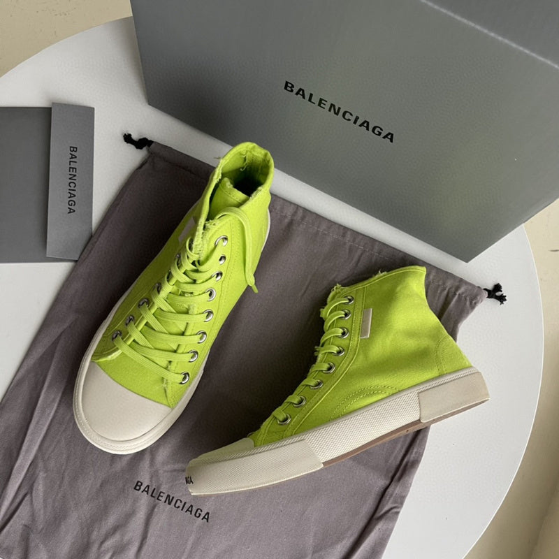 BALENCIAGA