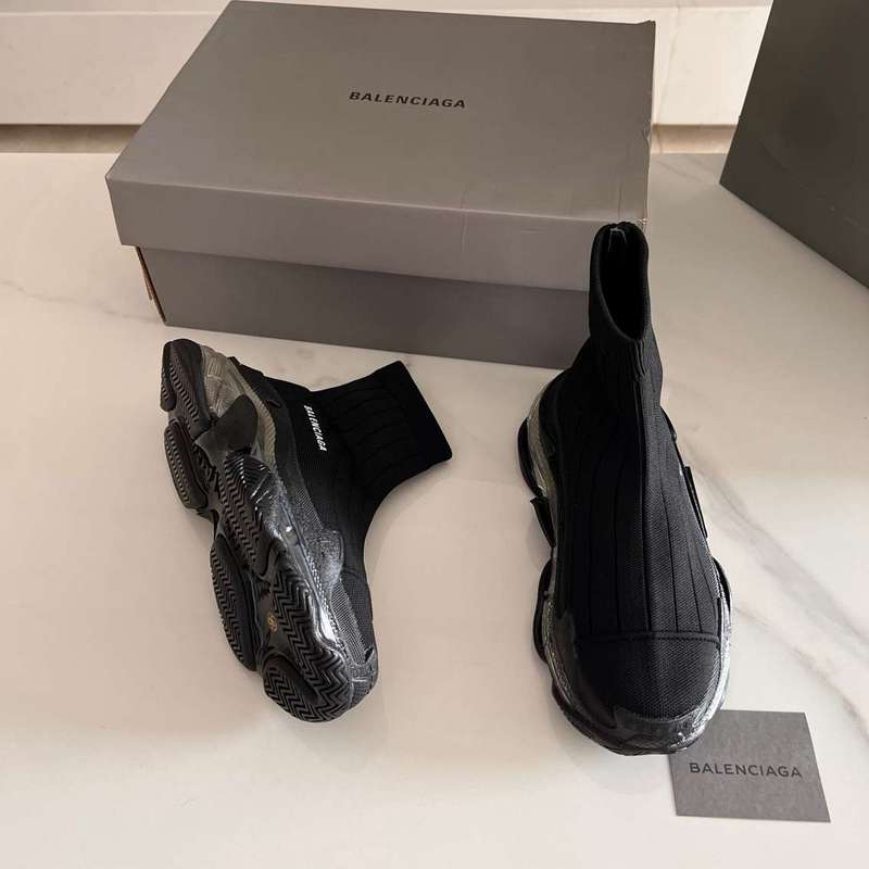 BALENCIAGA