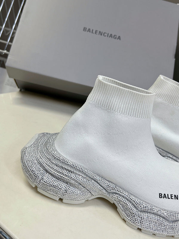 BALENCIAGA