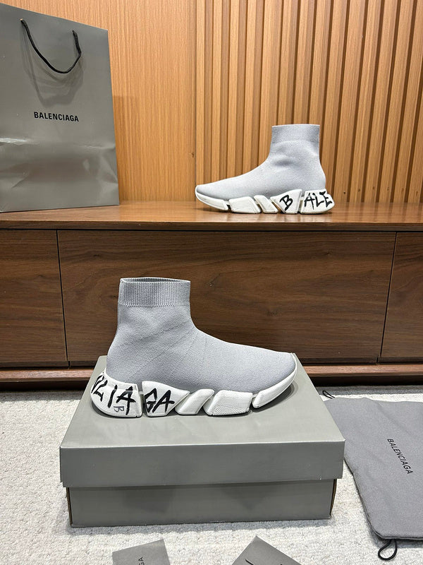 BALENCIAGA